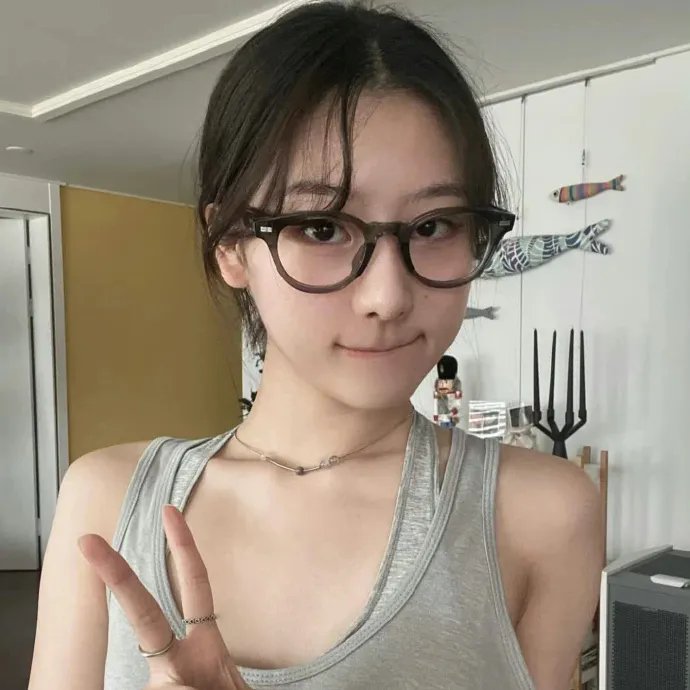 铁汉艳娃